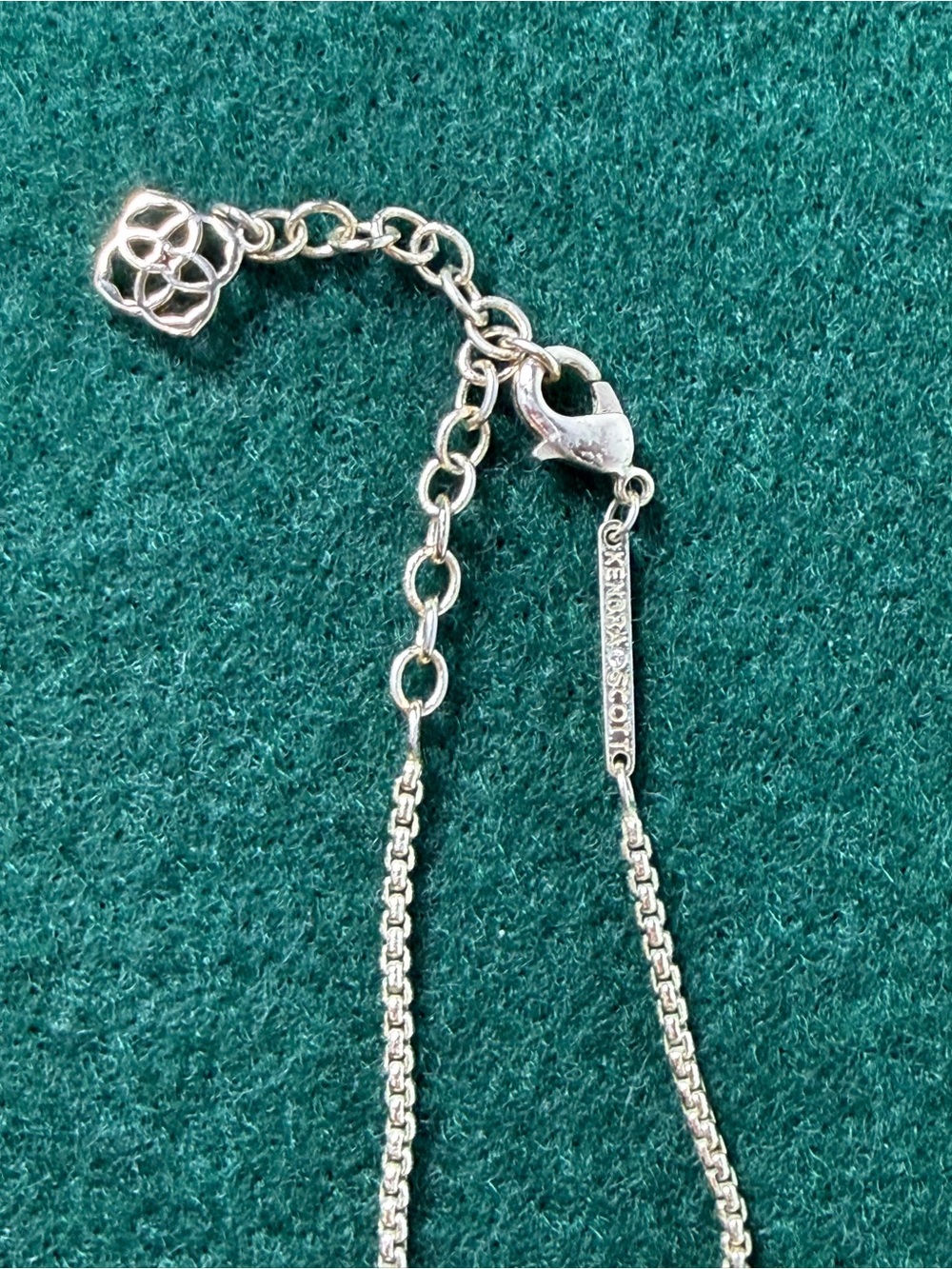 Kendra Scott Pink Stone Tassel Pendant Necklace Gold Tone Long Chain - Picture 8 of 9